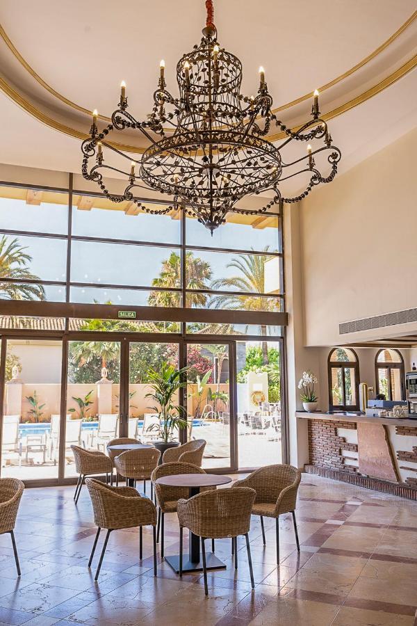 Globales Paraiso Beach Естепона Екстериор снимка