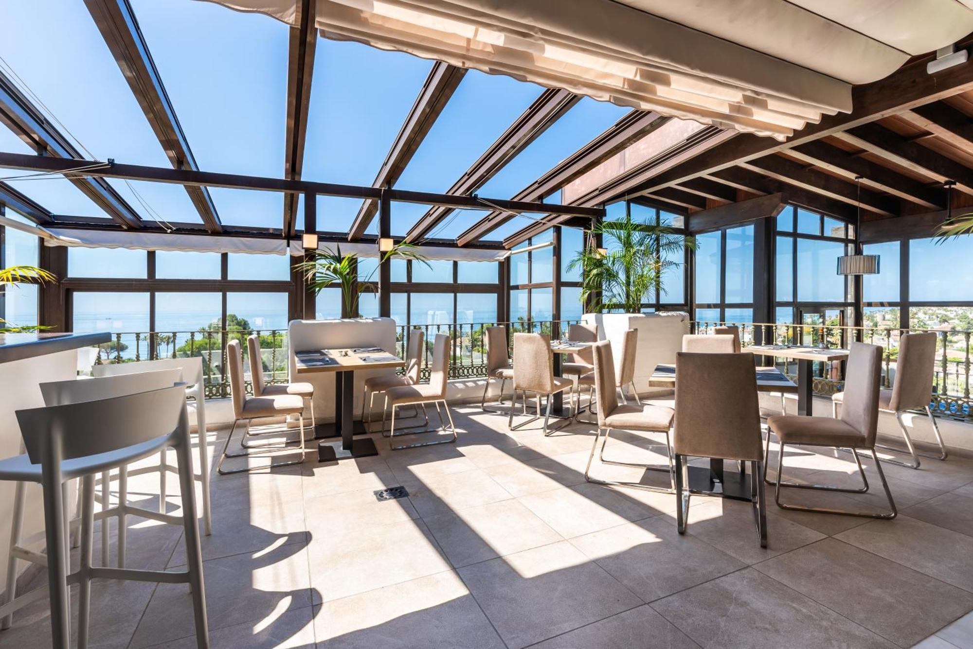 Globales Paraiso Beach Естепона Екстериор снимка